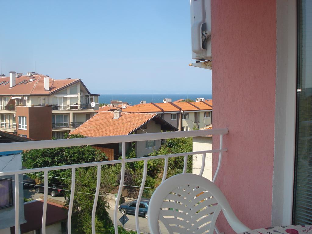 The Sunny Home Guesthouse Chernomorets Exterior foto